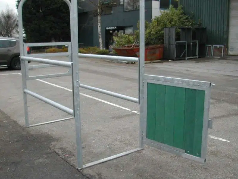 deurtje open opvoelbox of behandelbox